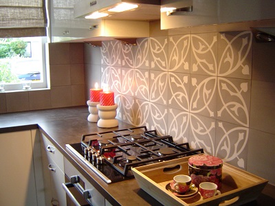 Sept._2009_cross_babykamer_tegels_keuken_035