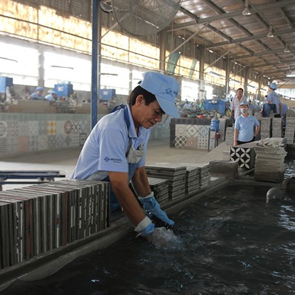 Curing tile